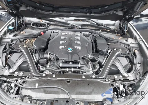 2024 BMW 760I xDrive z USA, uszkodzony, nr VIN WBA33EJ06RCP35543